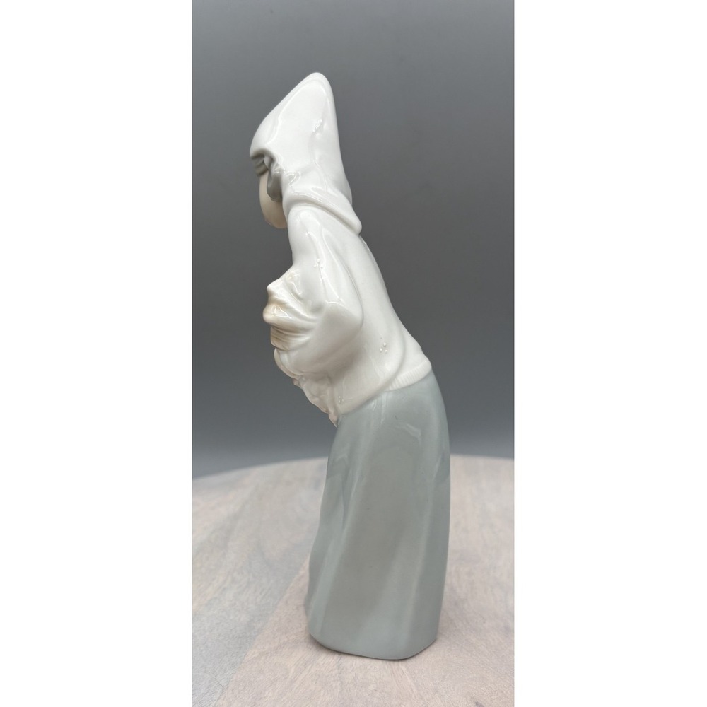 Vintage Lladro Figurine Shepherdess with Rooster 2001 Retired 4677 Made in Spain - Picture 5 of 16